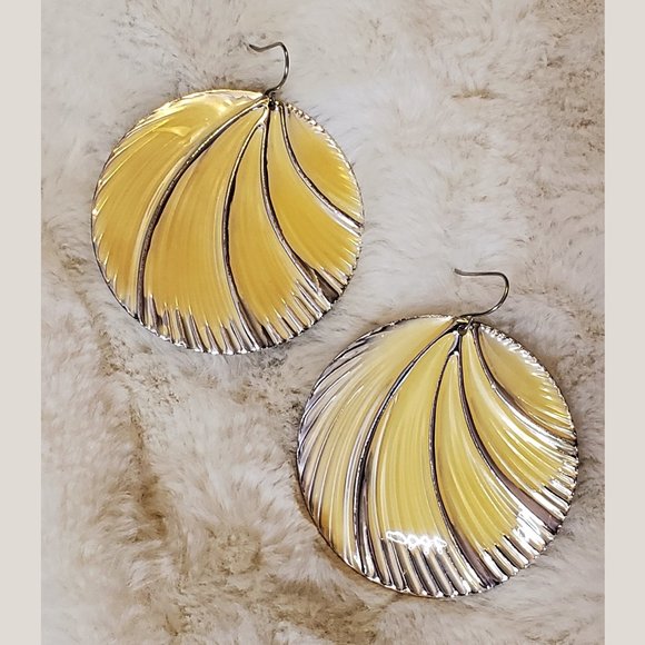 Jewelry - Statement Disc Earrings with Yellow/Silver Waves